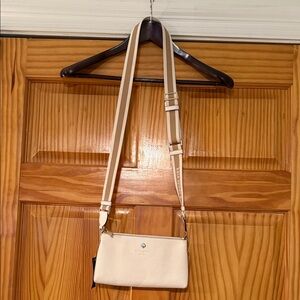 Brand New With Tags Kate Spade Cream Crossbody Bag with Adjustable Strap